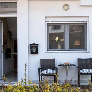 Apartment Palm House Near Airport, Iraklio